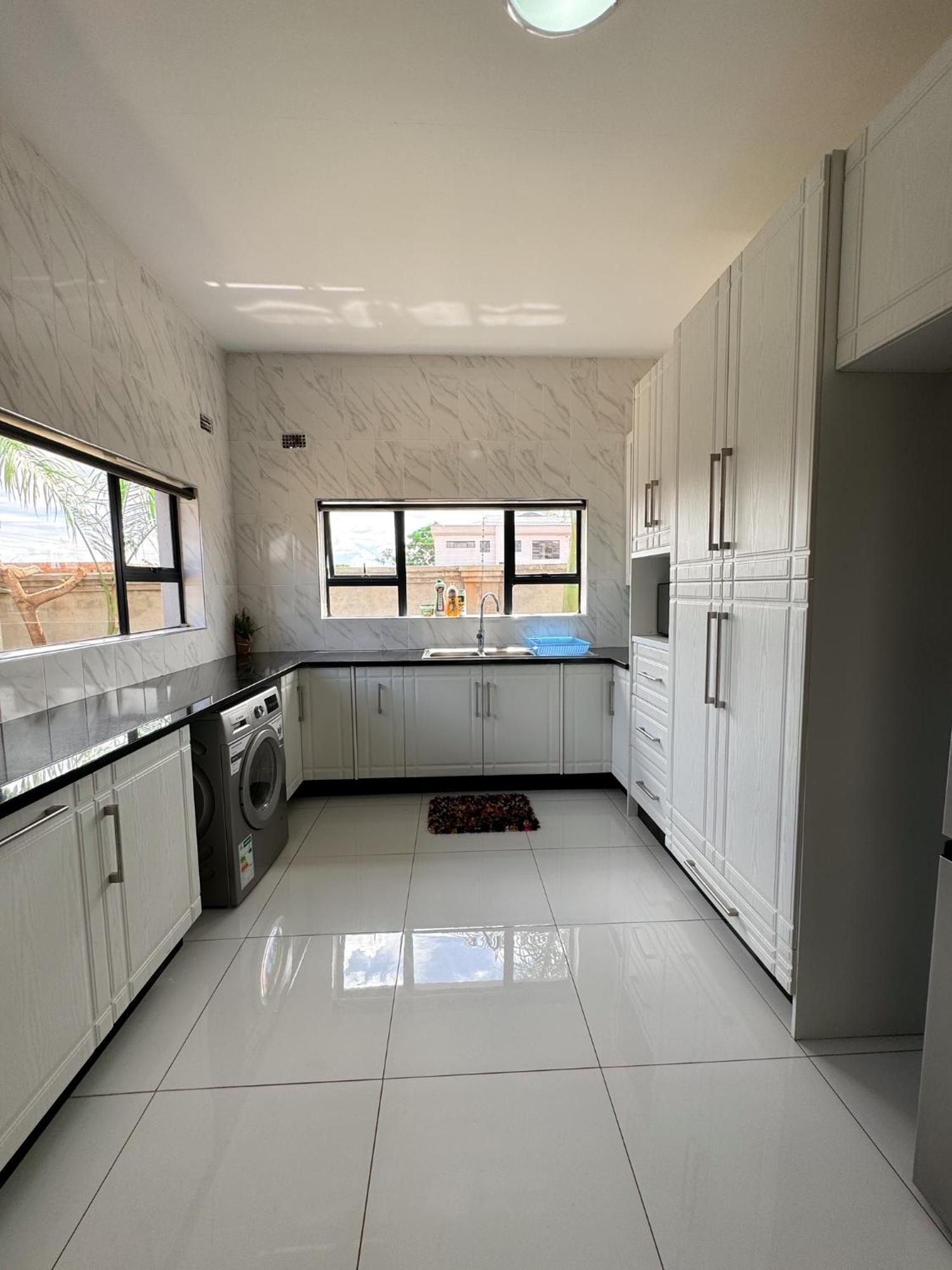Holiday Villa هراري المظهر الخارجي الصورة