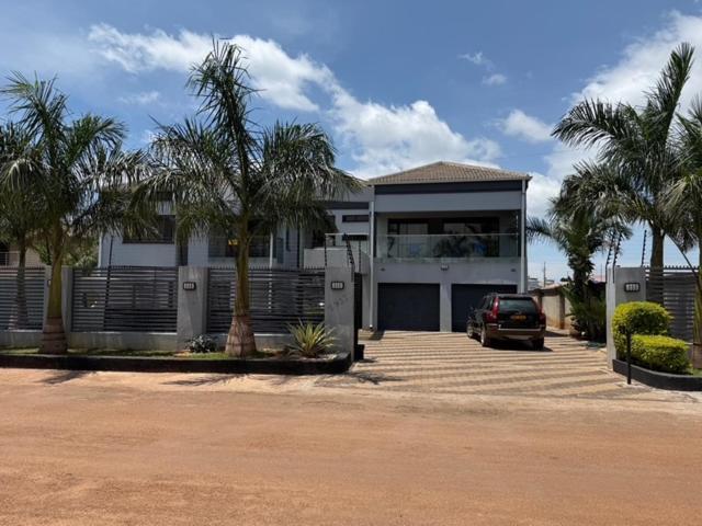 Holiday Villa هراري المظهر الخارجي الصورة